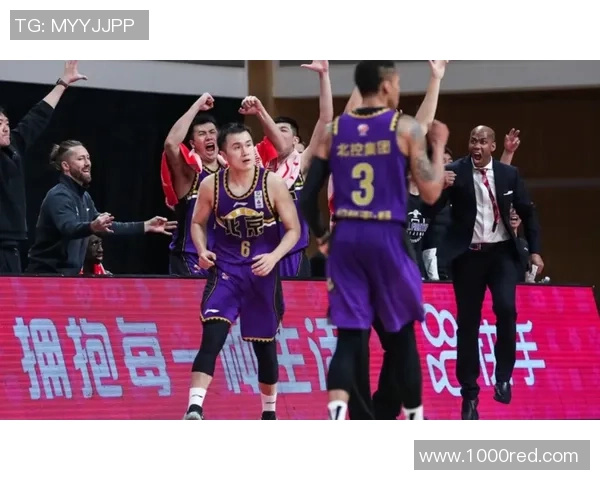 CBA11月1日上海对阵浙江首节精彩回顾与赛况分析 CBA11月1日上海对阵浙江首节精彩回顾与赛况分析